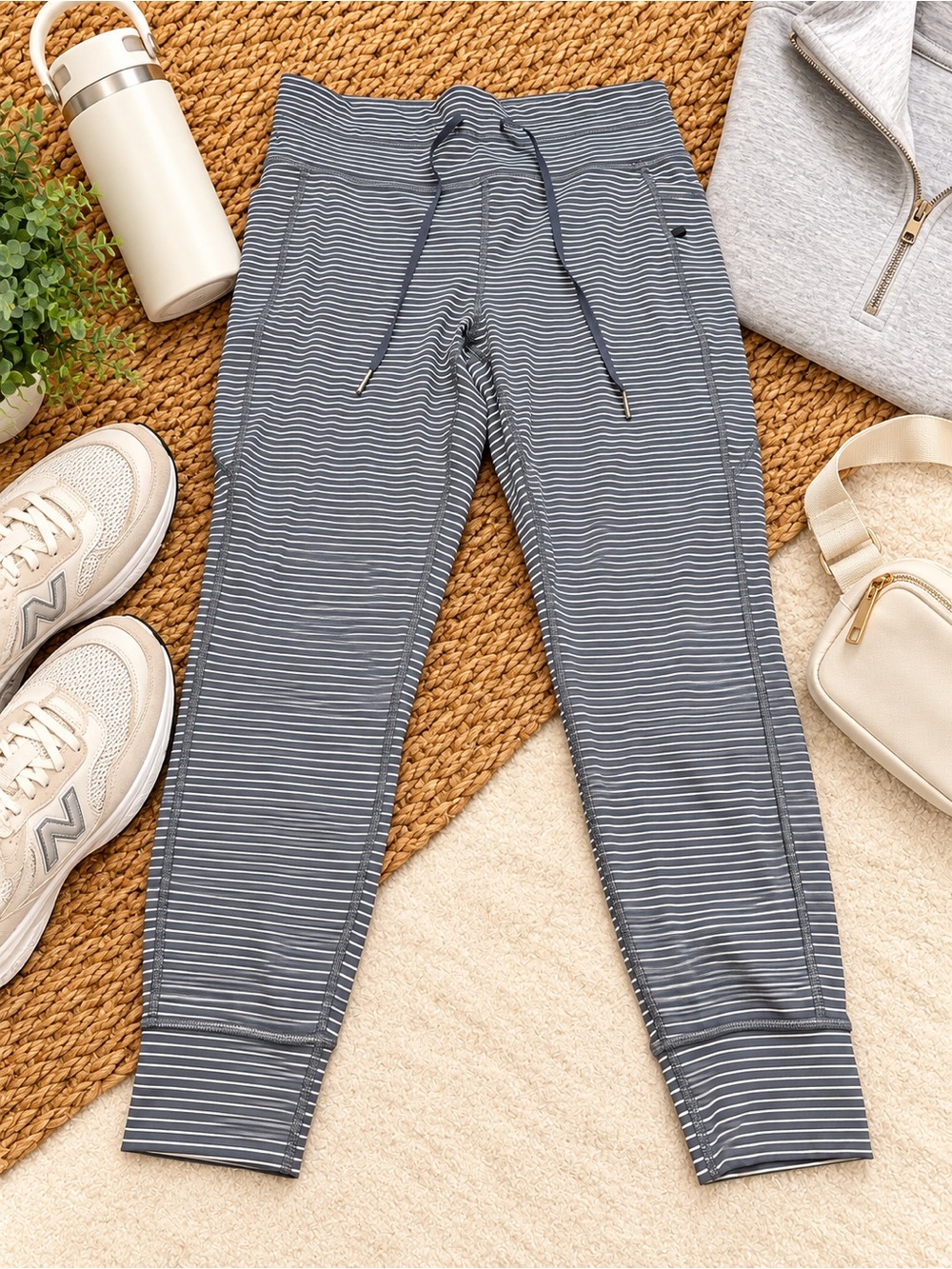 HALARA Women’s Blue white Striped High Rise Leggings Joggers Pockets Size L